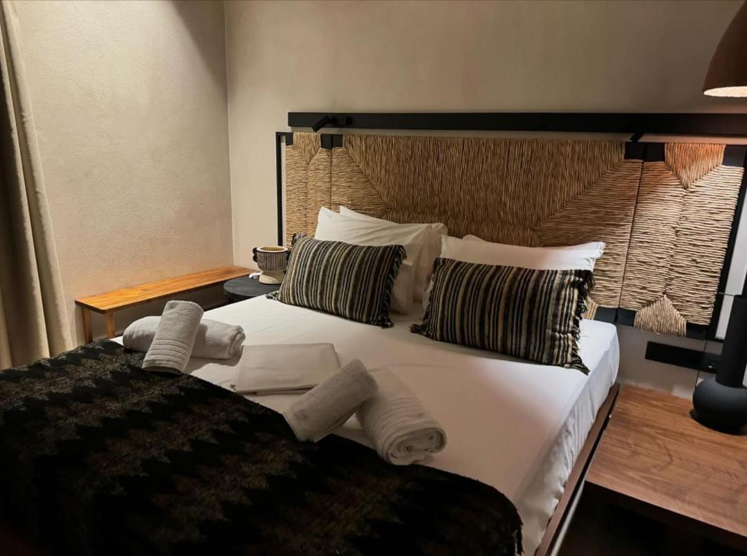 Boho Sapiens Sea View Apartment Adamantas  Bagian luar foto
